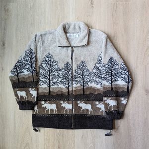 Coastlines Fleece Moose Wilderness Jacket